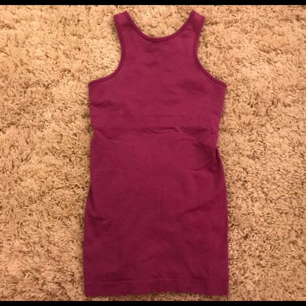 Lululemon top